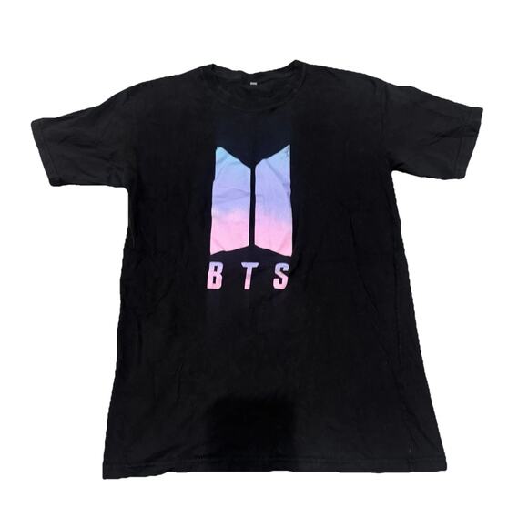 BTS World Tour Love Yourself Speak Yourself Black T Shirt Large (some wear) - Picture 1 of 8